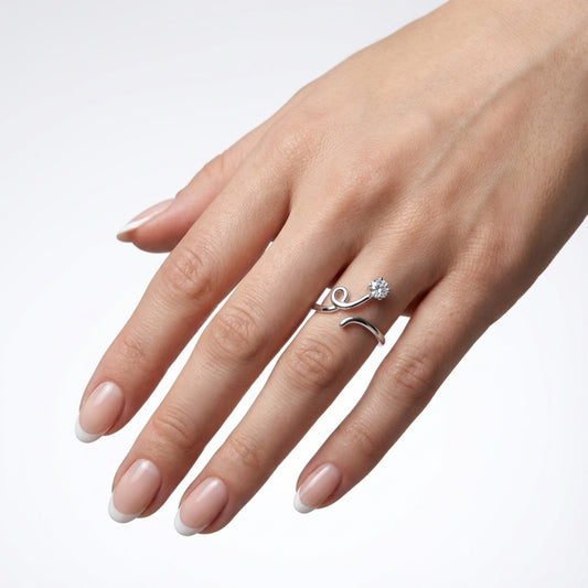 Anello regolabile Rosalia con punto luce a fiore in Acciaio Inox