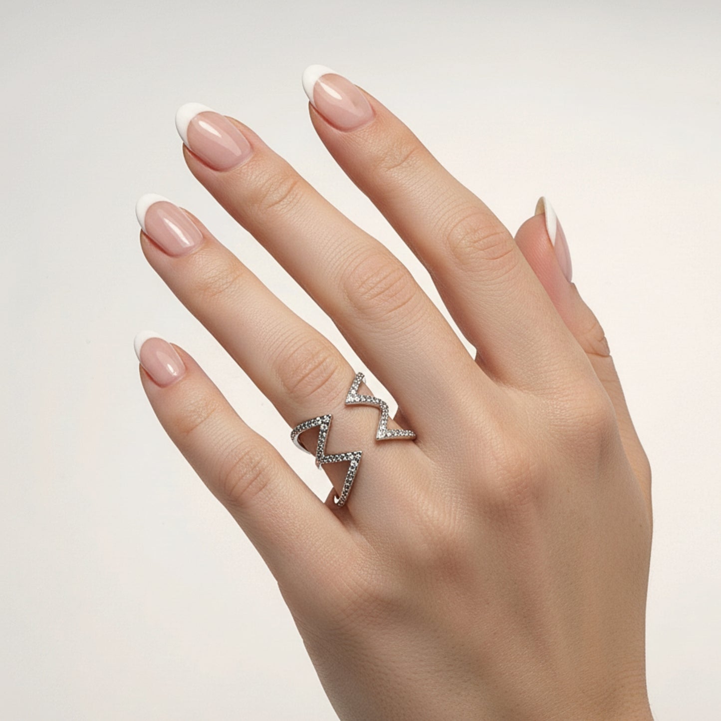 Anello Freccia | Regolabile in Acciaio Inox con Pavé