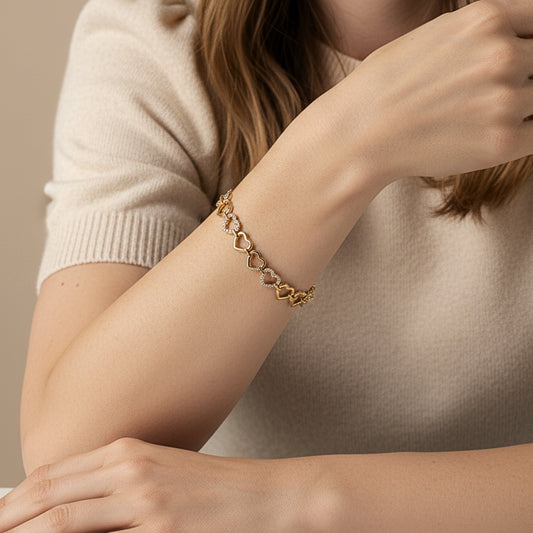 Bracciale Heartbeat in Acciaio Inox con Cuori e Zirconi