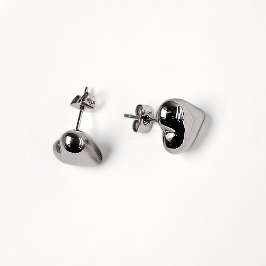 Iconic Heart · Orecchini a cuore in acciaio inox | 10mm