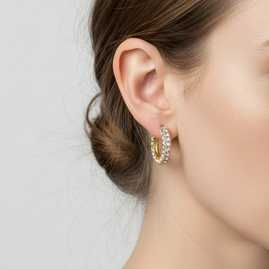 Crystal Hoop – Orecchini a Cerchio in Acciaio Inox con Zirconi