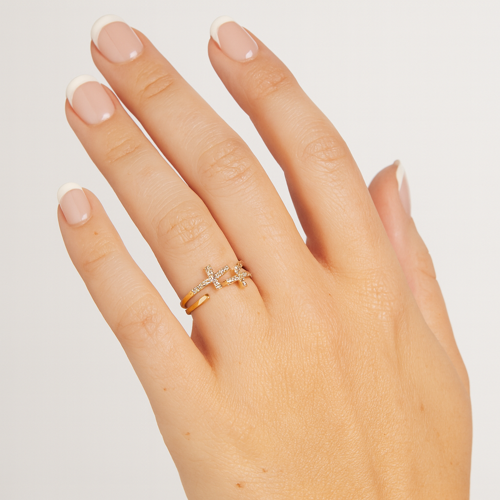 Crux — anello regolabile in acciaio inox con doppia croce di zirconi