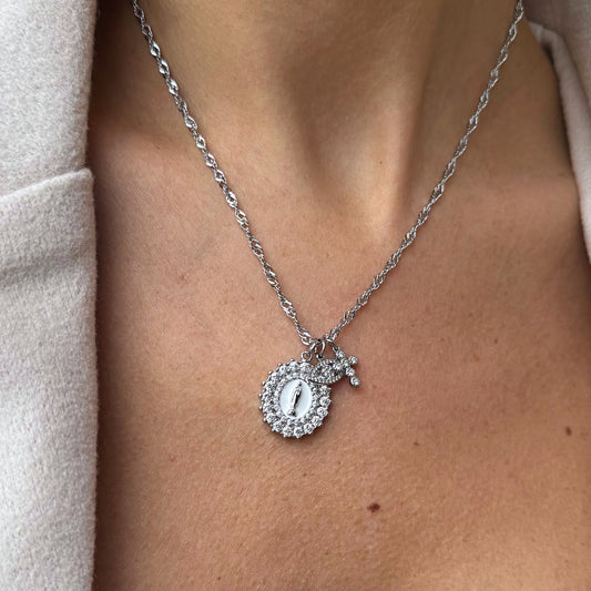 Collana Blessed in Acciaio Inox – Trio di Charms Brillanti