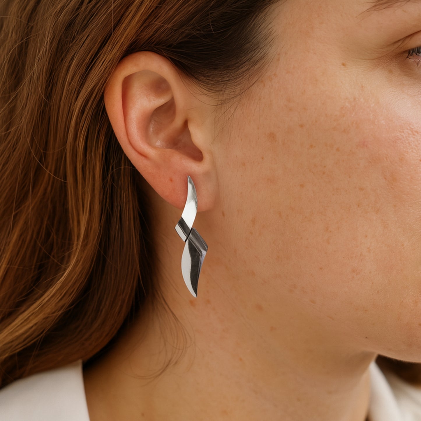 Lamina Bold · Orecchini pendenti scultorei in acciaio inox