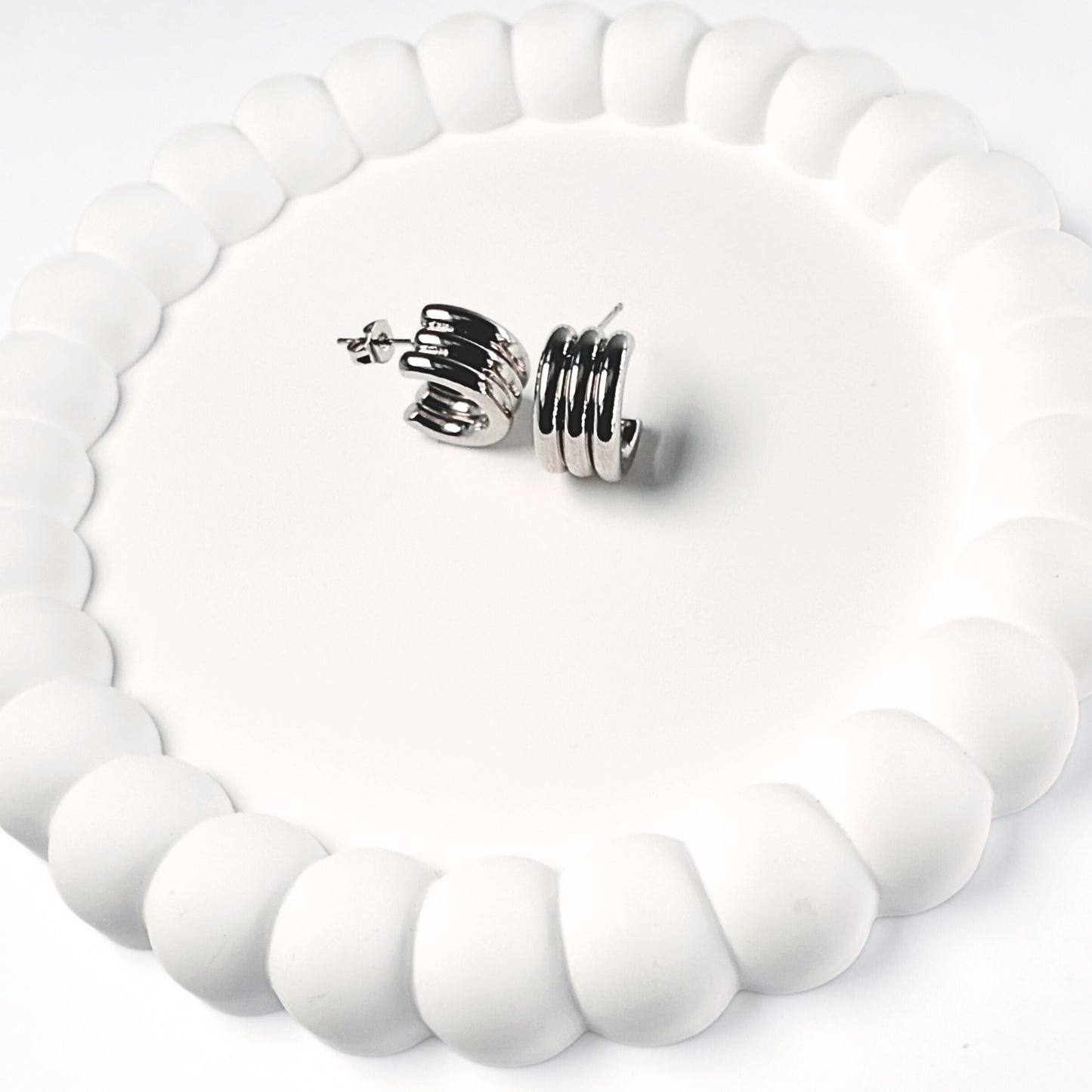 Orecchini Linea Tre in Acciaio Inox – Minimal Daily Chic