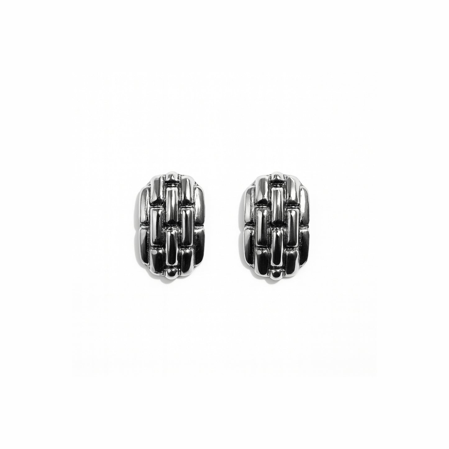 Orecchini “Maglia” in Acciaio Inox – Texture in Tendenza
