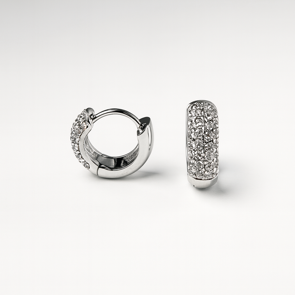 Vega Mini Hoops · Orecchini a cerchio in acciaio inox con pavé di strass