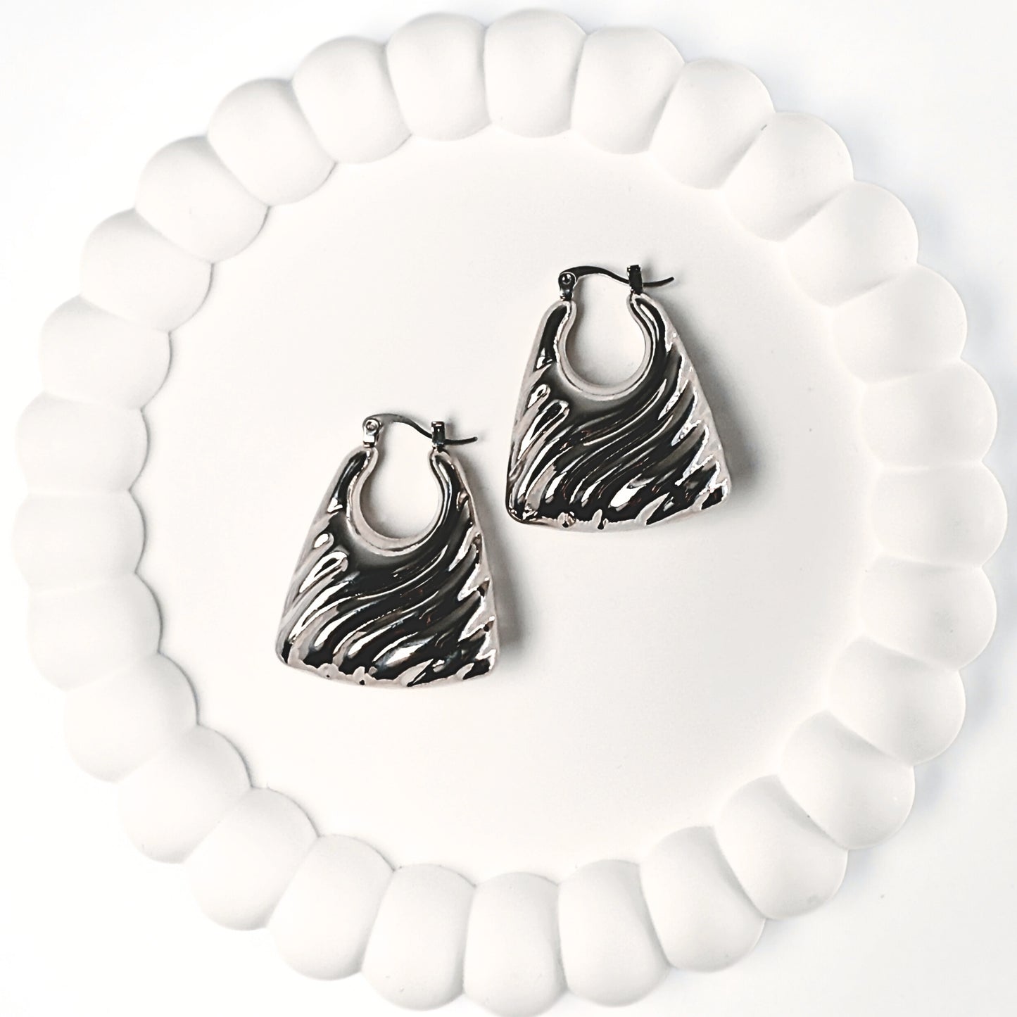 Orecchini Vulcano in Acciaio Inox – Design Audace