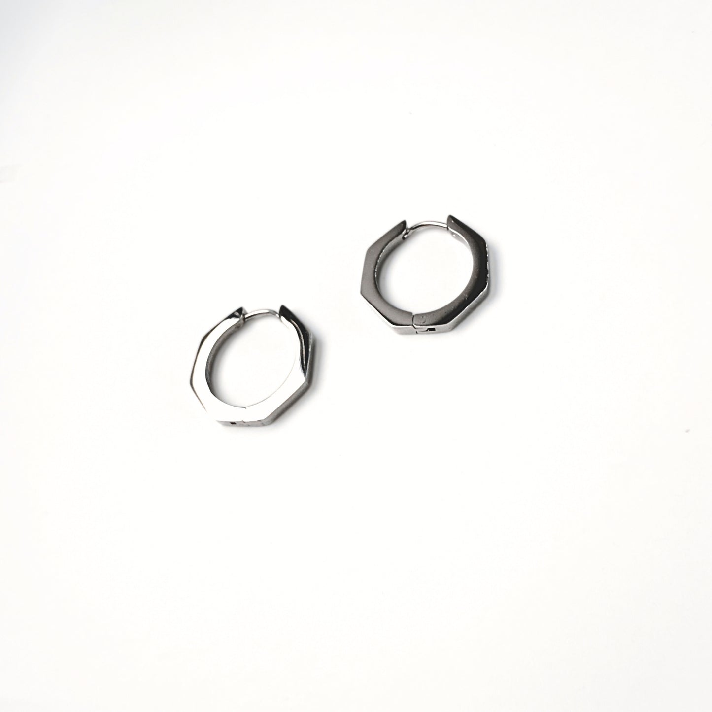 Orecchini Ottagono in Acciaio Inox – Geometria Chic