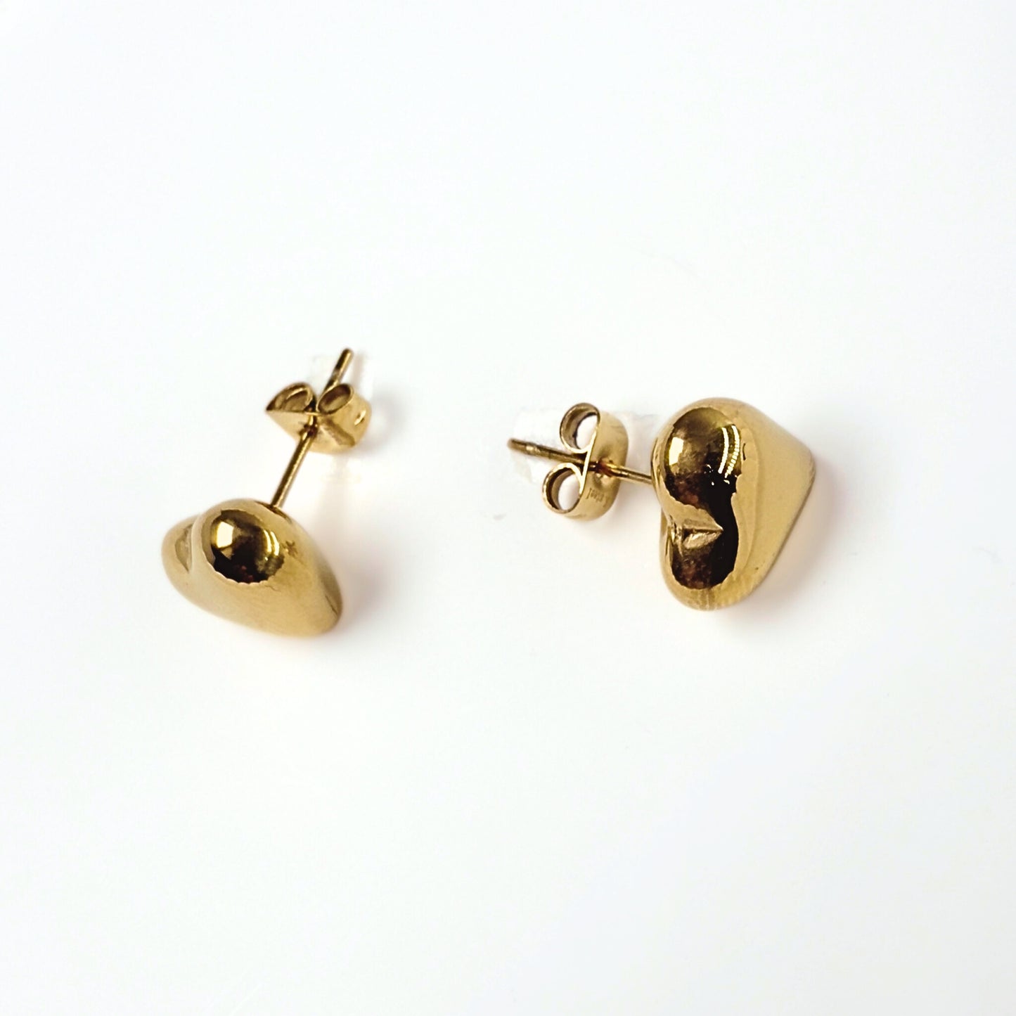 Iconic Heart · Orecchini a cuore in acciaio inox | 10mm