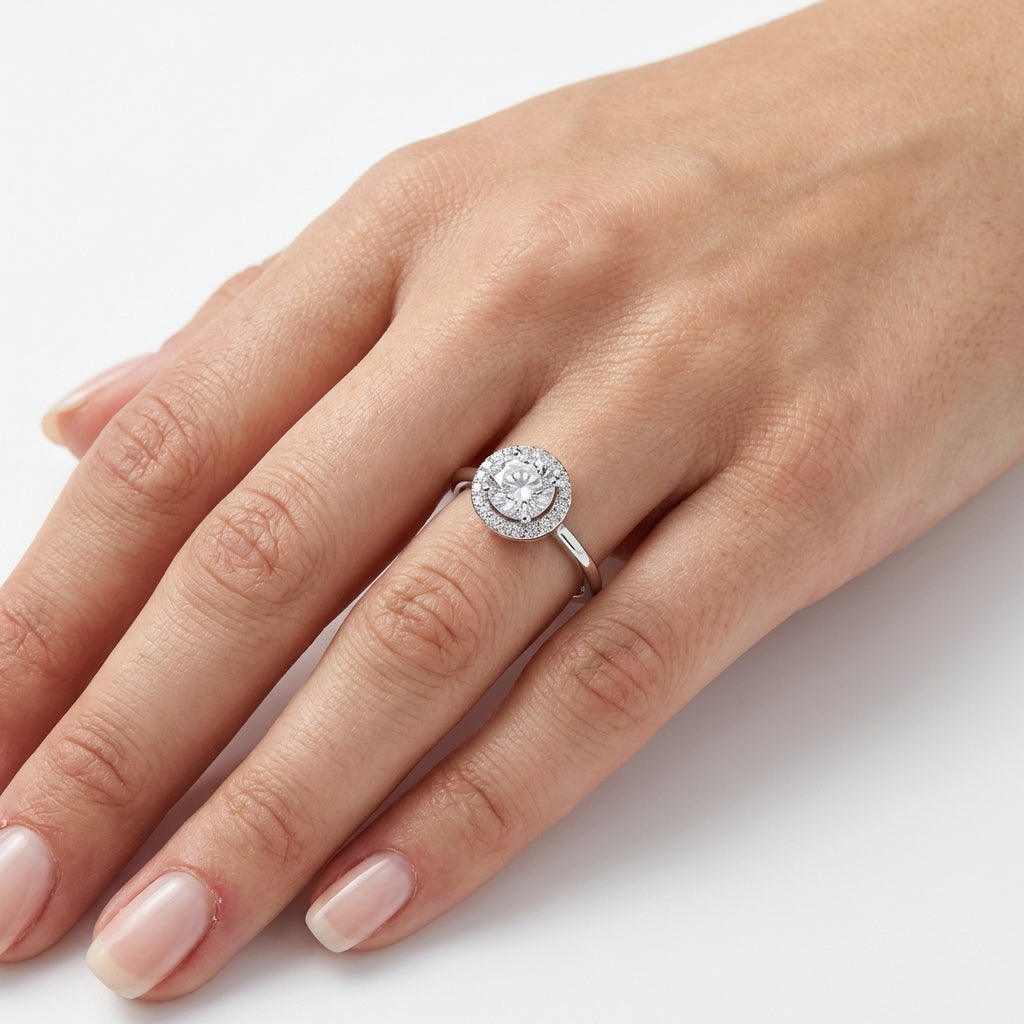 Anello Swarélle Luxe – Halo di Zirconia in Acciaio Inox Regolabile