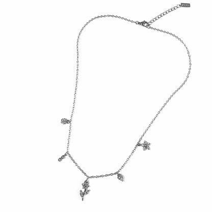 collana donna moderna con charms piccoli fiori