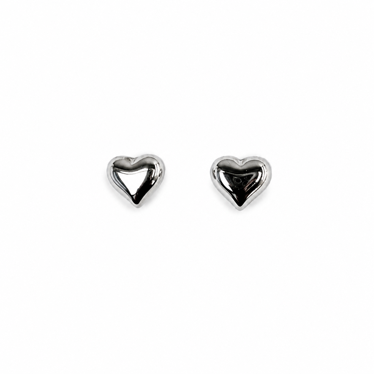 Iconic Heart · Orecchini a cuore in acciaio inox | 10mm